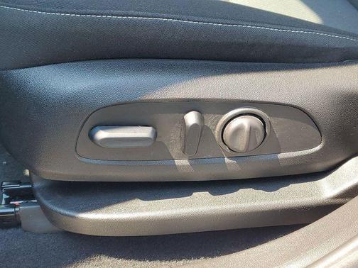 Sterling Gray Metallic 2023 Chevrolet Blazer 2LT