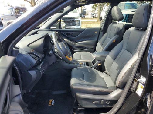Crystal Black Silica 2024 Subaru Forester Wilderness