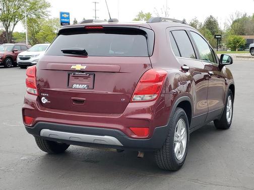Crimson Metallic 2017 Chevrolet Trax LT