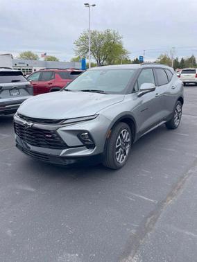 Sterling Gray Metallic 2024 Chevrolet Blazer RS