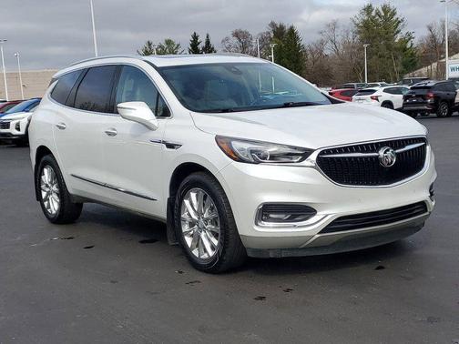 White Frost Tricoat 2018 Buick Enclave Premium