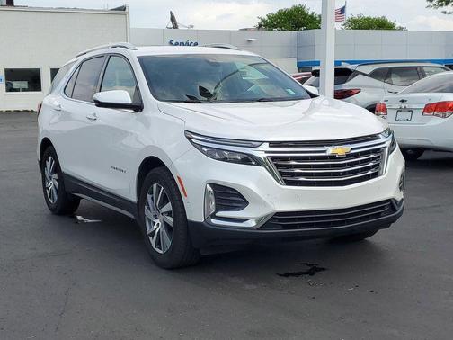 Iridescent Pearl Tricoat 2023 Chevrolet Equinox Premier w/1LZ