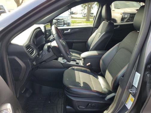CARBONIZED GRAY METALLIC 2023 Ford Escape ST-Line