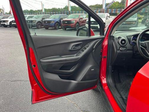 Blaze Red 2015 Chevrolet Trax LT