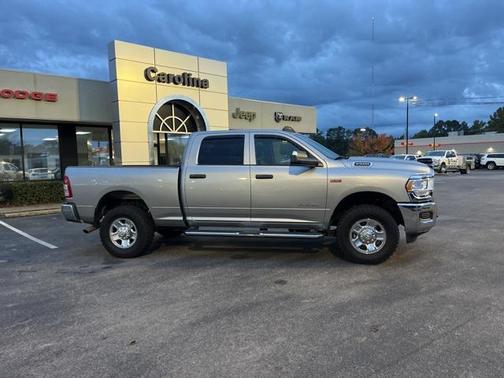 2021 RAM 2500 Tradesman Crew Cab 4x4 6'4' Box