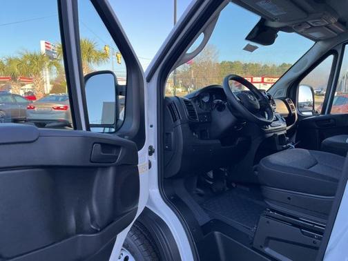 2025 RAM ProMaster 2500 Tradesman