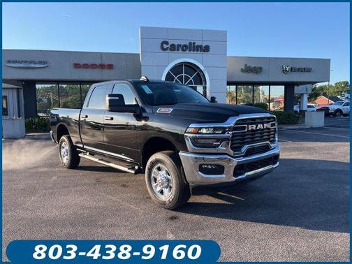 Diamond Black Crystal Pearlcoat 2026 RAM 2500 Tradesman Crew Cab 4x4 6'4' Box