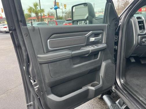 2026 RAM 3500 Big Horn Crew Cab 4x4 8' Box