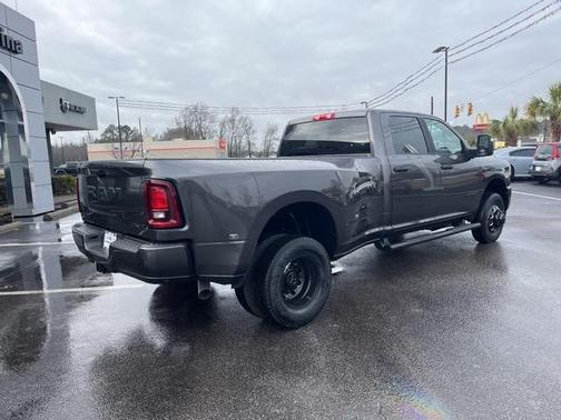 2026 RAM 3500 Big Horn Crew Cab 4x4 8' Box