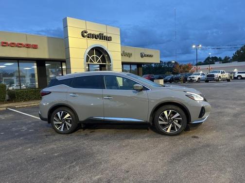 2023 Nissan Murano SL FWD