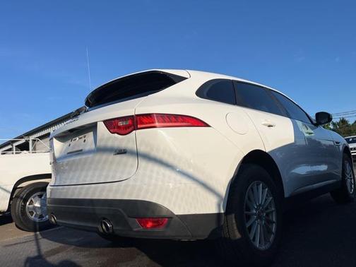 2017 Jaguar F-PACE 35t Premium