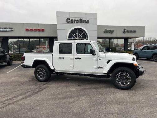 2026 Jeep Gladiator Sahara 4x4