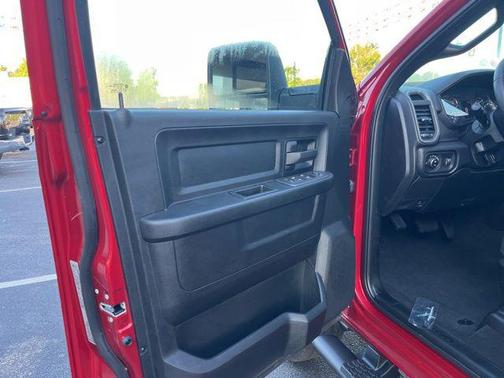 Molten Red Pearlcoat 2026 RAM 2500 Tradesman Crew Cab 4x4 6'4' Box
