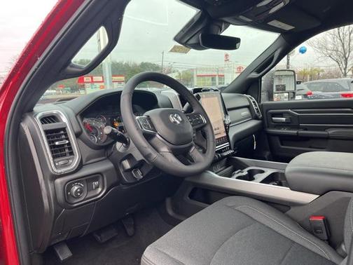 2026 RAM 2500 Big Horn Crew Cab 4x4 6'4' Box