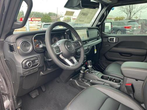 2026 Jeep Wrangler 4-Door Sahara 4x4