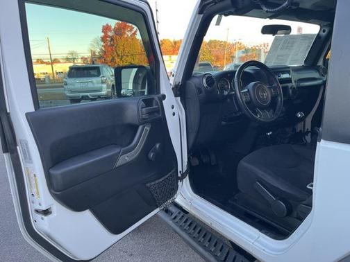 2016 Jeep Wrangler Willys Wheeler