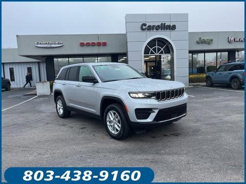 Silver Zynith 2026 Jeep Grand Cherokee Laredo SUV