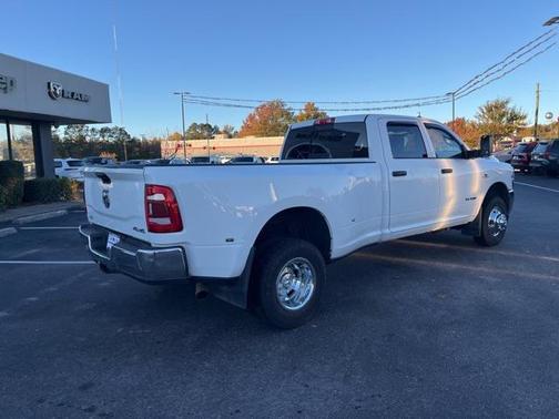 2021 RAM 3500 Tradesman Crew Cab 4x4 8' Box