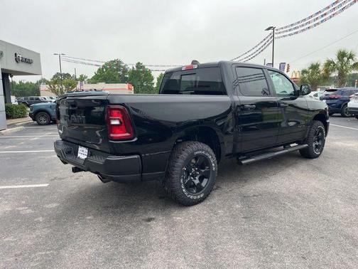 Diamond Black Crystal Pearlcoat 2026 RAM 1500 Warlock Crew Cab 4x4 5'7' Box