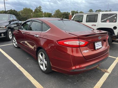 2014 Ford Fusion SE