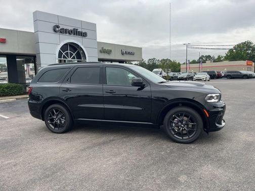 DB Black Clearcoat 2026 Dodge Durango GT AWD HEMI V8