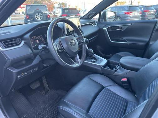 Silver Sky Metallic w/Midnight Black Roof 2020 Toyota RAV4 Hybrid SE
