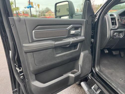 2026 RAM 3500 Big Horn Crew Cab 4x4 8' Box