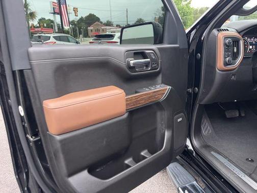 Black 2022 Chevrolet Silverado 1500 Limited High Country