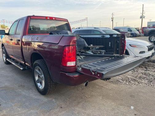 Delmonico Red Pearlcoat 2017 RAM 1500 Express