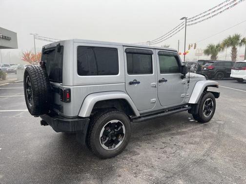 2014 Jeep Wrangler Unlimited Polar Edition