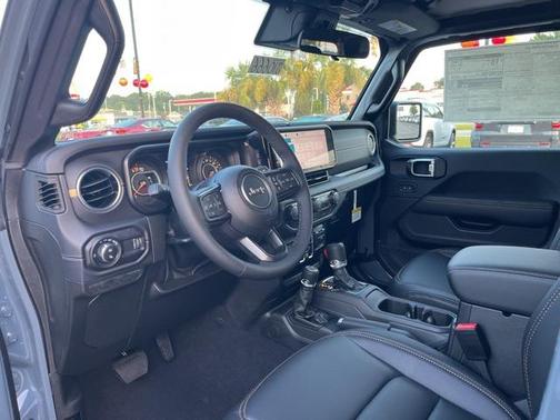 2025 Jeep Gladiator High Tide