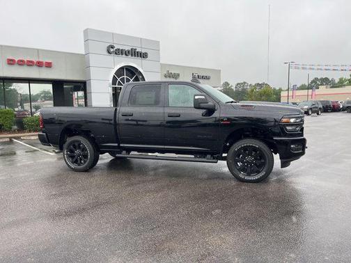 Diamond Black Crystal Pearlcoat 2026 RAM 2500 Big Horn Crew Cab 4x4 6'4' Box