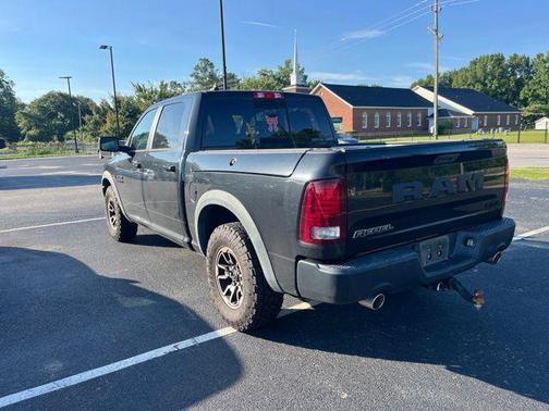 Brilliant Black Crystal Pearlcoat 2016 RAM 1500 Rebel
