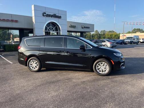 2025 Chrysler Pacifica L