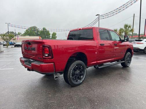 Molten Red Pearlcoat 2026 RAM 2500 Big Horn Crew Cab 4x4 6'4' Box