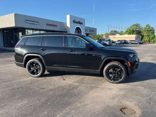 Diamond Black Crystal Pearlcoat 2026 Jeep Grand Cherokee L Limited