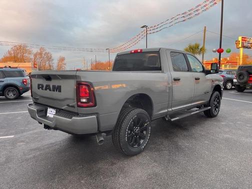 2026 RAM 2500 Big Horn Crew Cab 4x4 6'4' Box