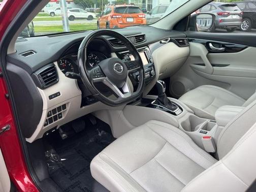 2017 Nissan Rogue Sport SL
