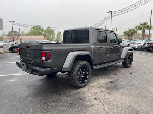 2025 Jeep Gladiator Nighthawk