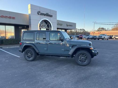 2025 Jeep Wrangler 4-Door Sahara 4x4