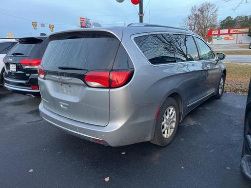 2020 Chrysler Pacifica Touring L