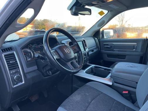 2020 RAM 1500 Classic SLT