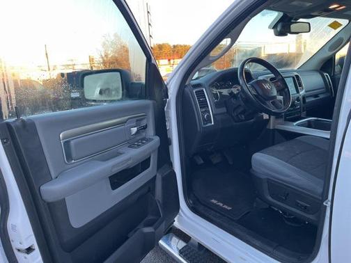 2020 RAM 1500 Classic SLT