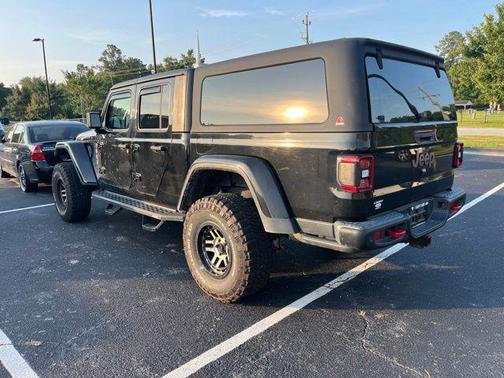 Black Clearcoat 2020 Jeep Gladiator Rubicon