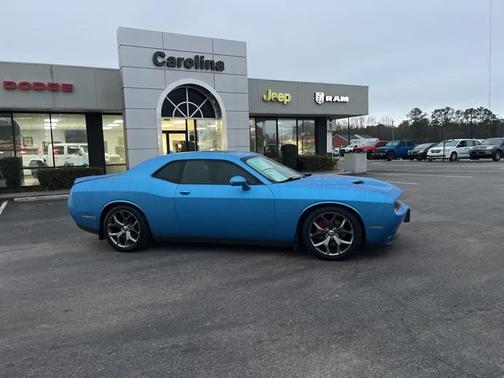 2015 Dodge Challenger SXT Plus