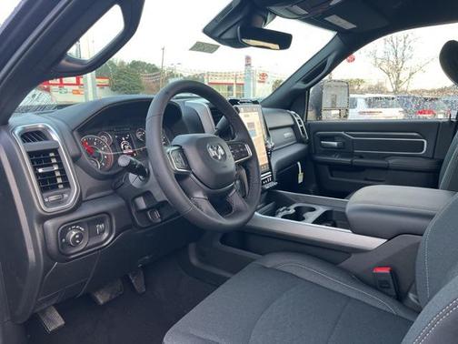 2026 RAM 2500 Big Horn Crew Cab 4x4 6'4' Box