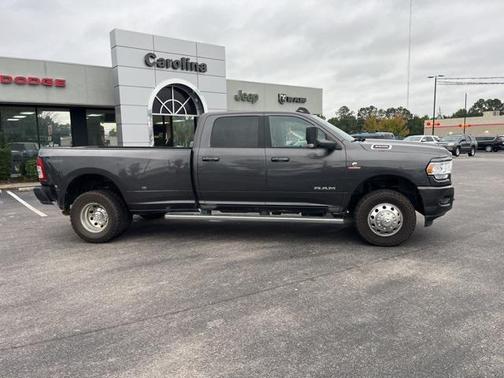 2022 RAM 3500 Big Horn Crew Cab 4x4 8' Box