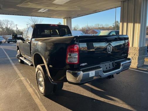 2024 RAM 3500 Tradesman Crew Cab 4x4 8' Box