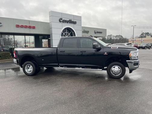 2024 RAM 3500 Tradesman Crew Cab 4x4 8' Box