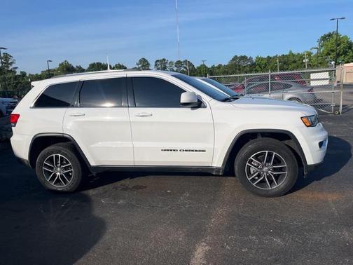 2018 Jeep Grand Cherokee Laredo E